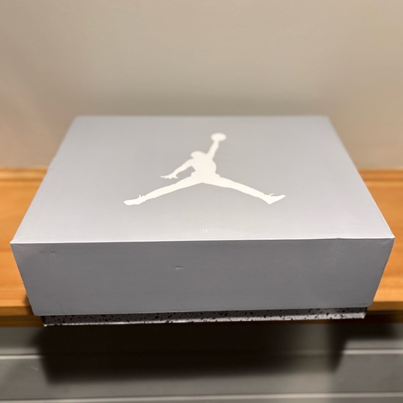 Jordan 5 Wolf Grey 2026 Size 12.5 - Picture 7 of 7